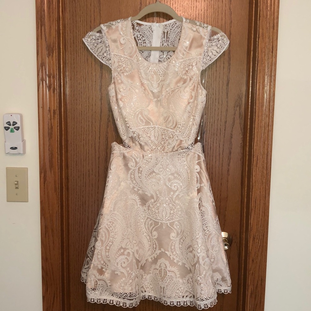 BRAND NEW ! SEQUIN HEART MACYS DRESS SIZE 9